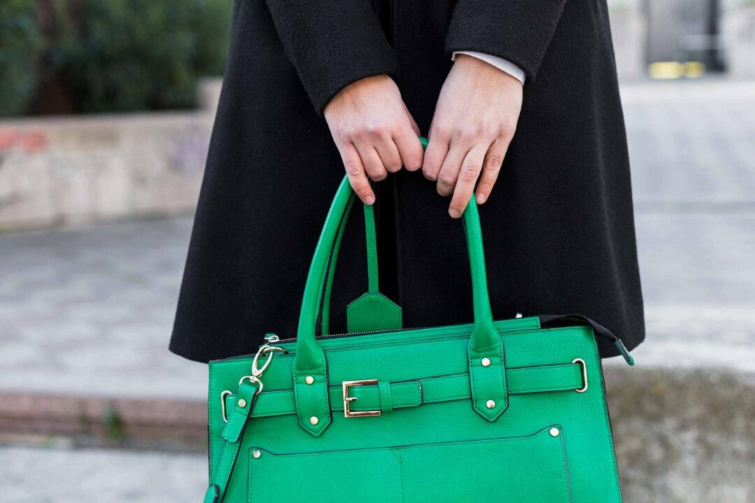 Jael Boutique, un destino de marcas de bolsos premium como Kate Spade y Coach