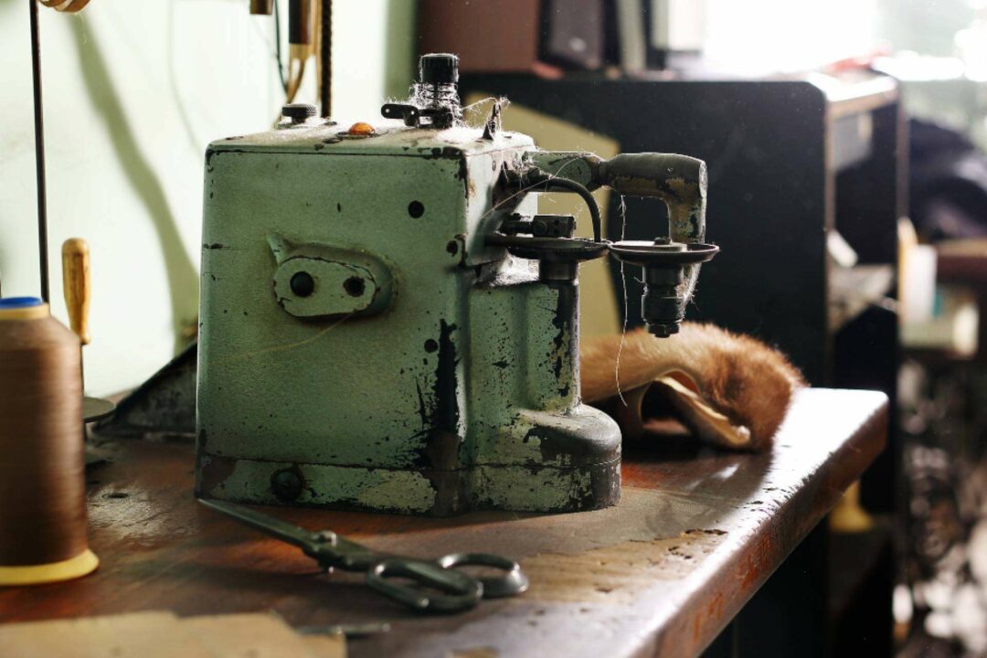 Silis, más de 50 años de almohadas artesanales fabricadas en un taller familiar