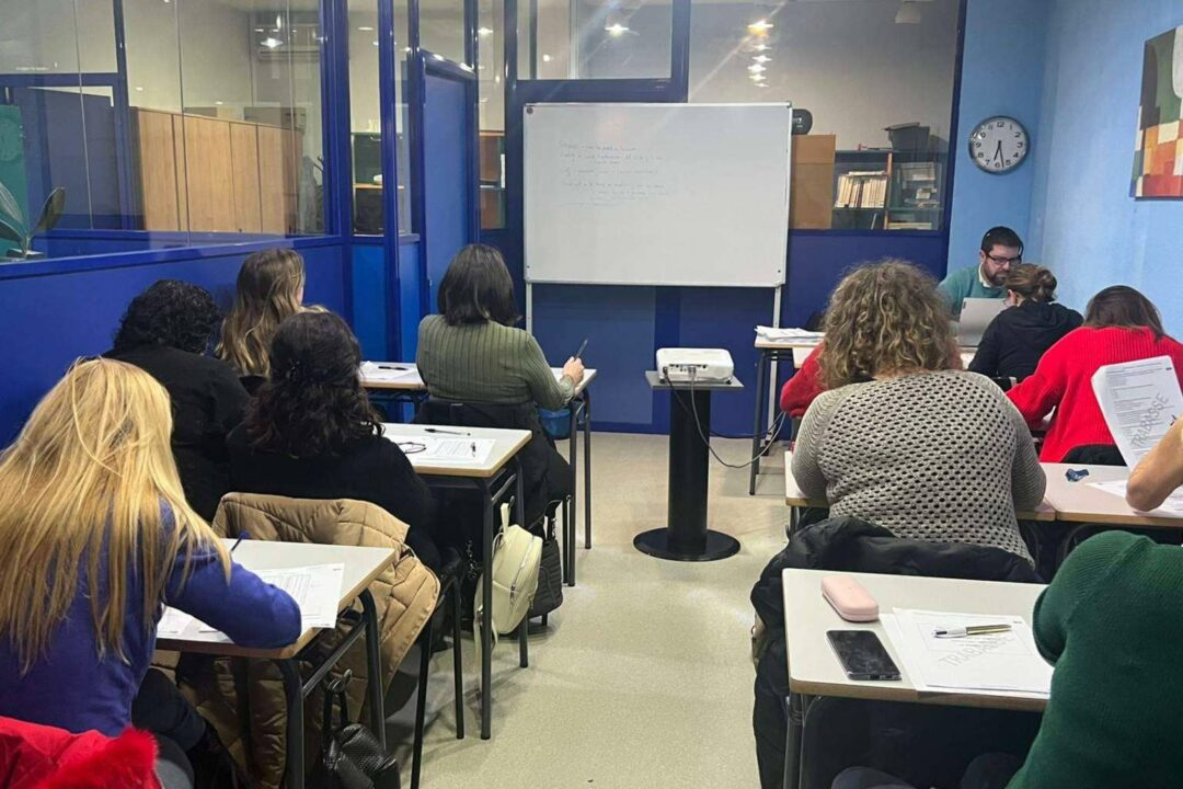 Trabasse acelera el camino al éxito con la preparación de oposiciones para empleo público en Madrid