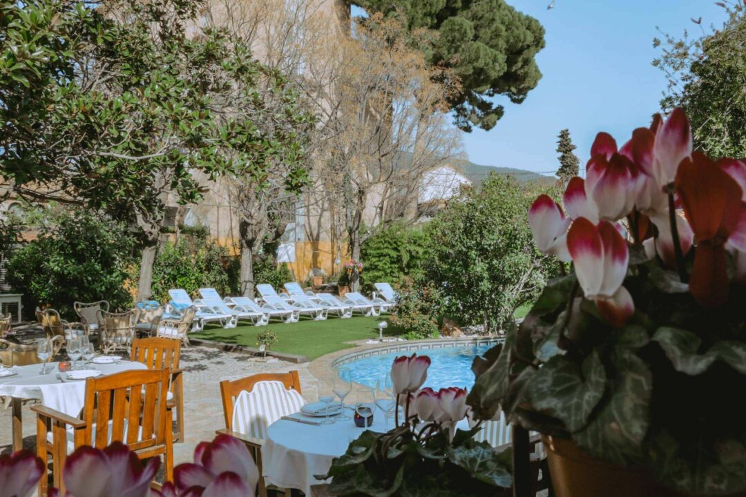 El hotel balneario Termes La Garriga permite refugiarse en sus termas a tan solo 30 minutos de Barcelona