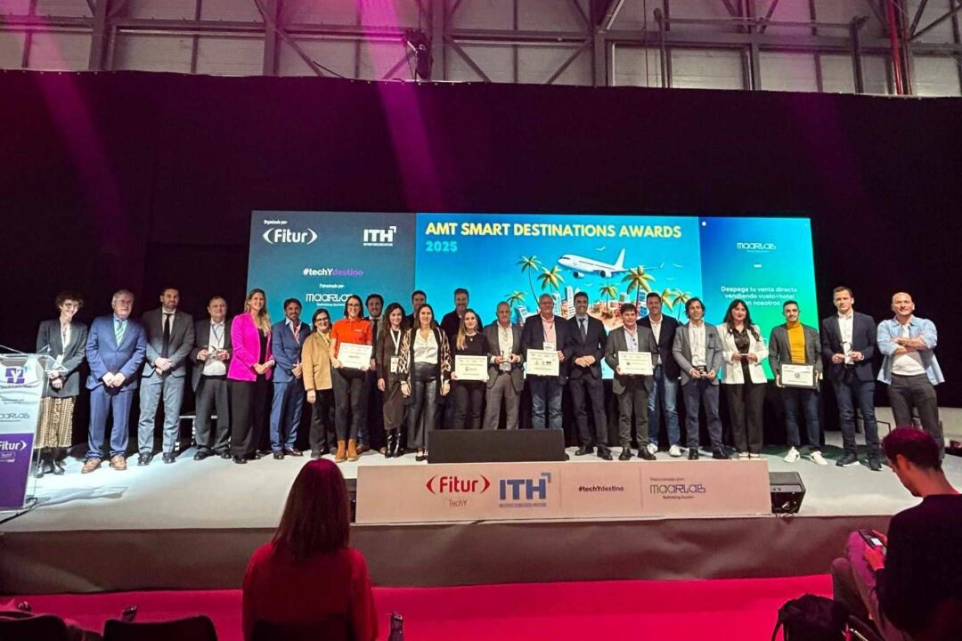 La AMT Sol y Playa premia la innovación tecnológica de destinos turísticos inteligentes