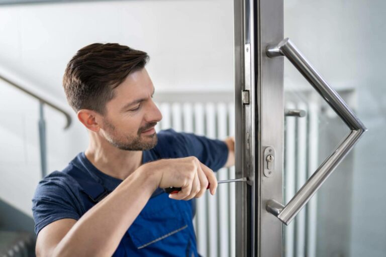 Cerrajero Técnico, la empresa de cerrajeros 24 horas especializada en seguridad residencial y comercial