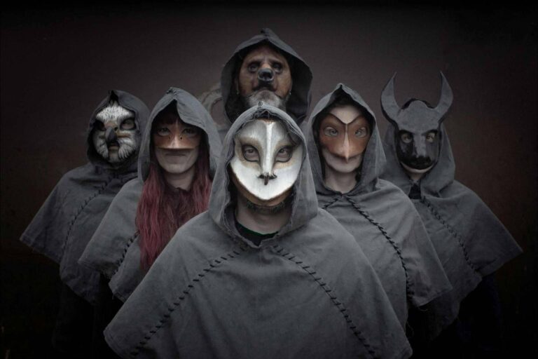 Castora Herz su nuevo single Espejo Sol y Luna