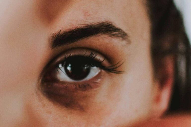 El arte de las extensiones de pestañas cobra vida en Good Lashes