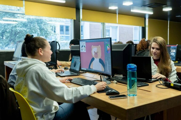 Universal Arts School lidera en formación creativa especializada según los Rankings 2025 de Financial Magazine