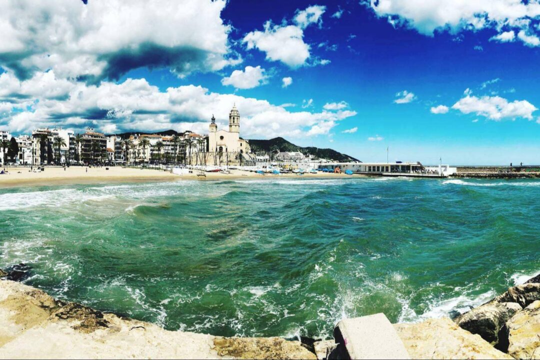 Cuatro décadas avalan el recorrido de La Clau Élite en el sector inmobiliario de alto standing en Sitges