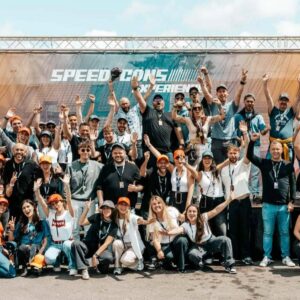 Organizado por agencia Karmina para Planeta DeAgostini