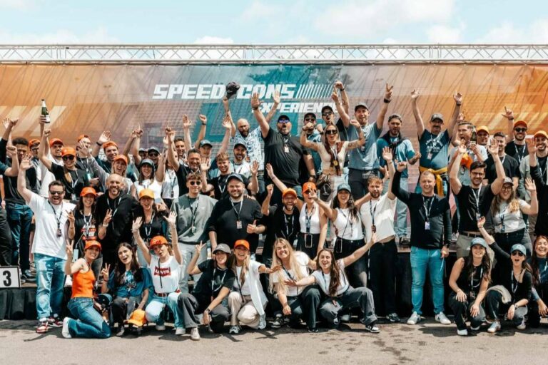 Organizado por agencia Karmina para Planeta DeAgostini