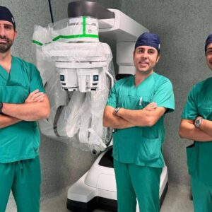ROC Clinic y HM Hospitales realizan la primera cistectomía radical robótica con da Vinci SP en España