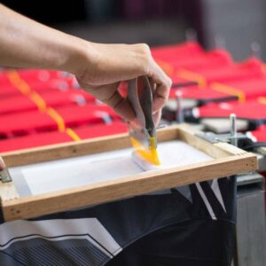 Pegadas, una cooperativa gallega que transforma la serigrafía textil desde 2005