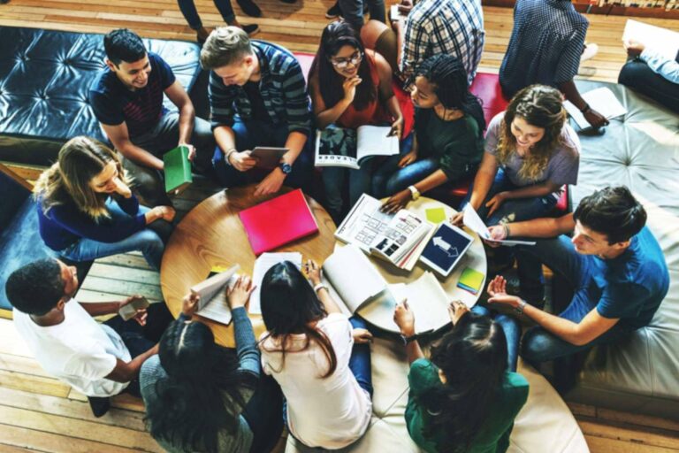 Combinar estudios y empleo en Canadá; la clave para un futuro competitivo