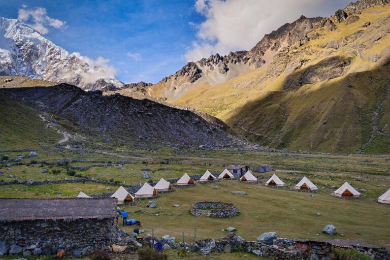 Salkantay Trek; el desafío andino que lleva al corazón de Machu Picchu