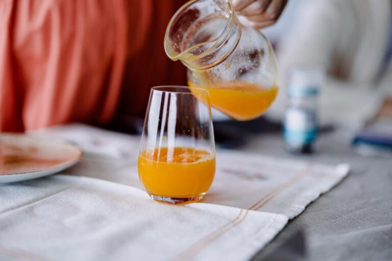 Zumo de naranja sin pasteurizar, la apuesta premium para bufetes de hotel con máxima frescura