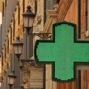 Urbagesa Farmacias, referencia en la intermediación para comprar y vender farmacias en España