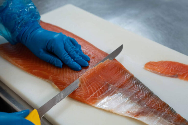 Anfele Ahumados impulsa la venta directa de salmón ahumado a minoristas a través de su plataforma online