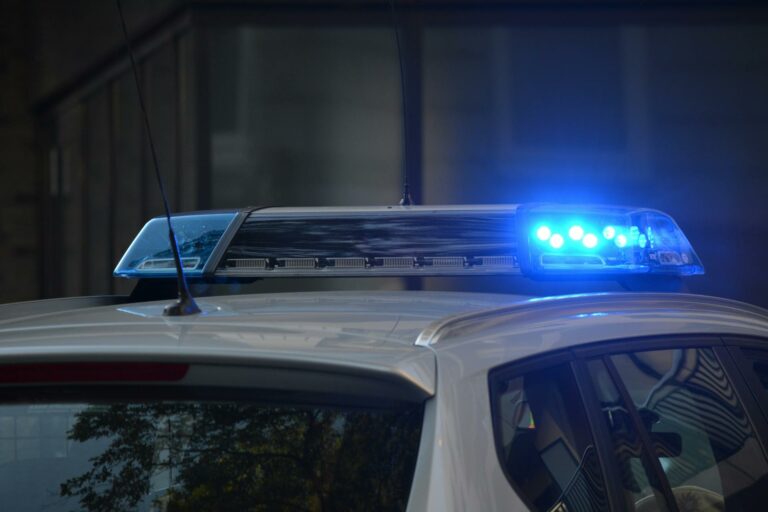 Trágico accidente múltiple en Lebrija: dos fallecidos y cuatro heridos