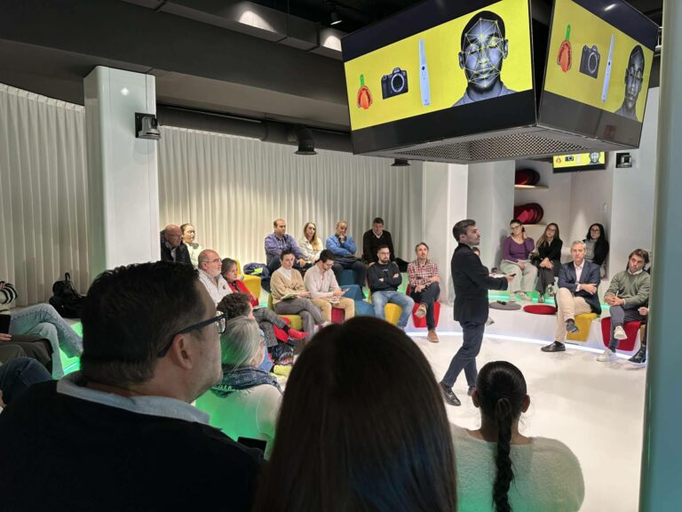 Dental Astur celebra un año más en Oviedo su 'Evento del Año'