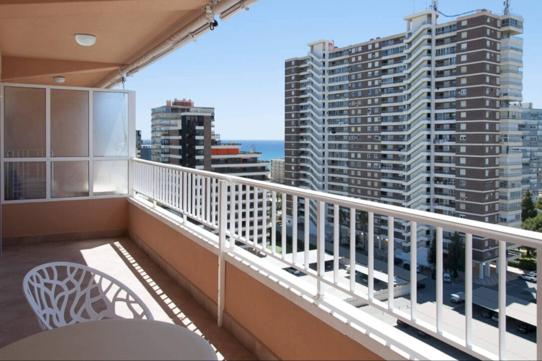 Turismo en Alicante, apartamentos en Playa San Juan con todas las comodidades