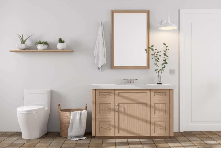 Desde Sevilla, Balnearian ofrece muebles de baño online, mamparas y platos de ducha con envío gratuito
