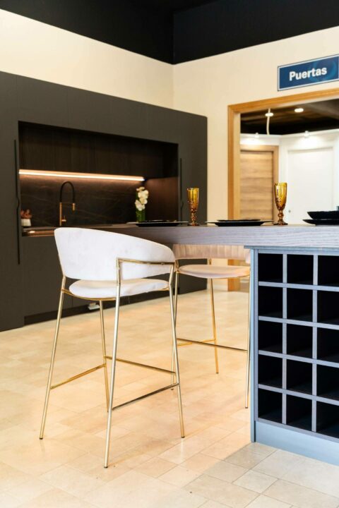 Descubrir la cocina ideal en el showroom de Maderas Gámez