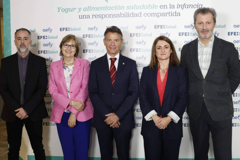 Ana López-Santacruz (AESAN) destaca el papel del entorno escolar en la promoción de hábitos saludables