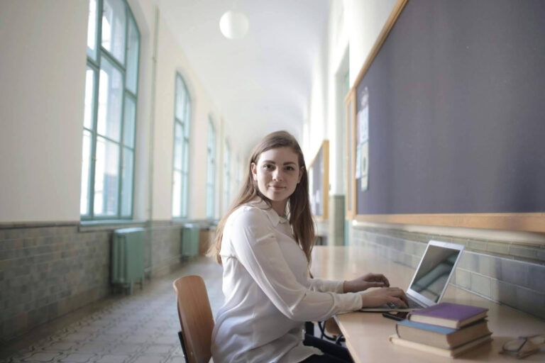 Las universidades españolas podrán certificar competencias transversales con validez europea gracias a la expansión de EASEC