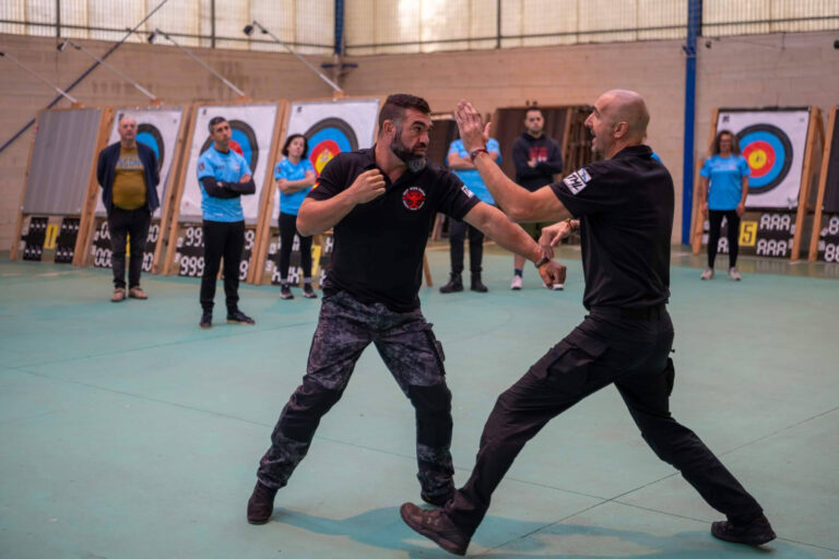 Éxito rotundo en el Seminario Internacional de Seguridad y Defensa Personal - Ferrol 2025