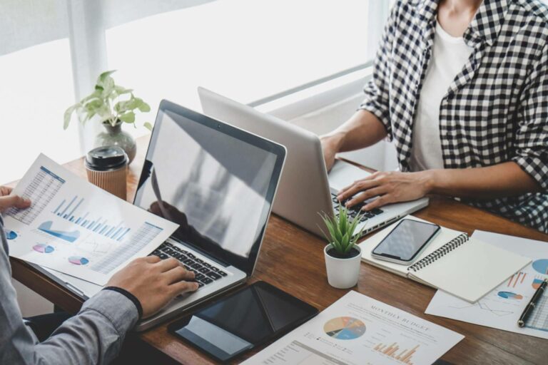 Contenido que convierte; la propuesta de Llámalo Equix para marcas que buscan continuidad
