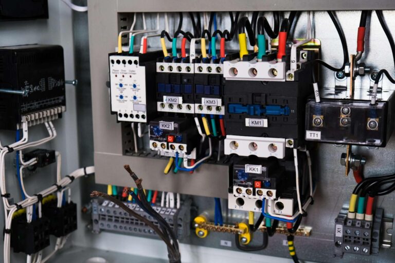 Cajas eléctricas para cada proyecto; soluciones fiables con Celéctricos