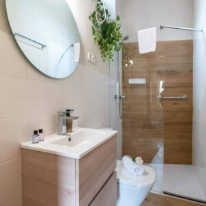 Una casita de pueblo rural en Cataluña donde el tiempo se detiene; así es La Caseta de Freixenet