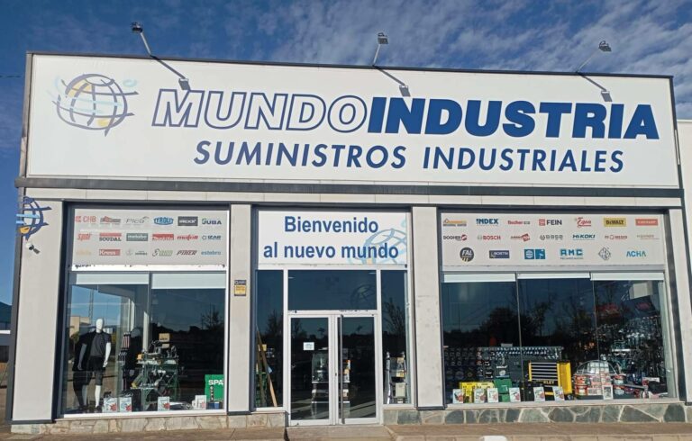 Mundo Industria en León inaugura instalaciones para potenciar el suministro industrial en la provincia