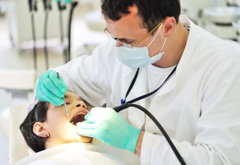 La apuesta por la calidad impulsa a Clínica Dental Linde Segovia como una de las principales de Granada