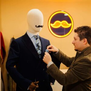 KIKO BIGOT redefine la experiencia de la moda masculina con un sello personal y único