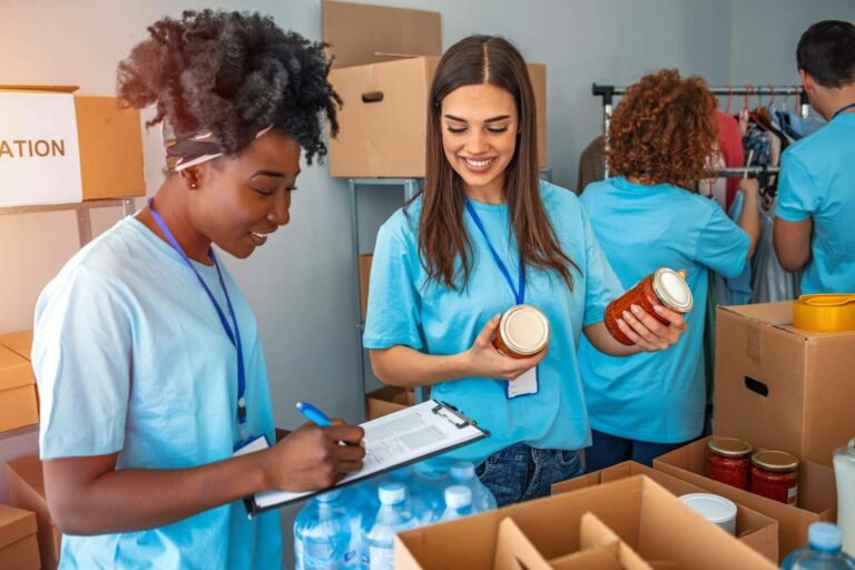Hacerse Voluntario para ayudar a los demás; un compromiso que impulsa cambios reales