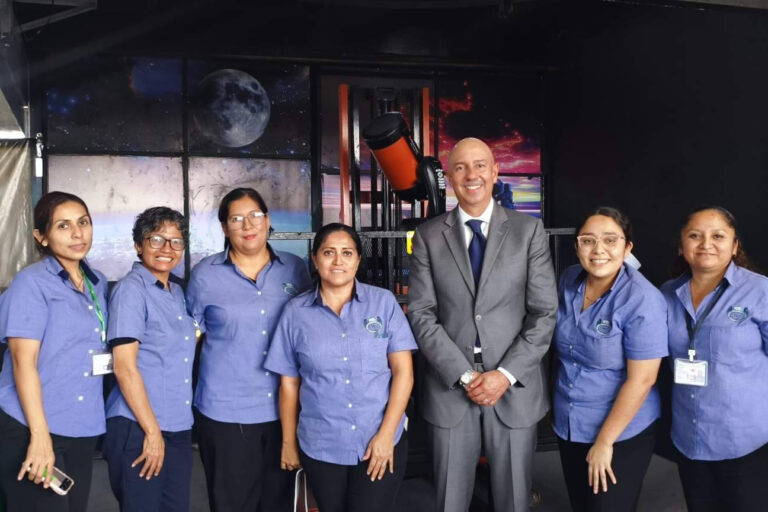Matemáticas en la punta de los dedos; el milagro científico del Instituto Panamericano de Tampico