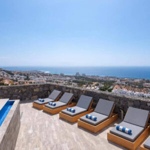 Vacaciones de lujo en Tenerife con todo resuelto; Canarias.com integra villa, traslados y excursiones