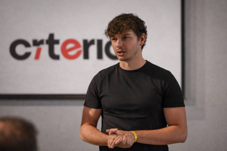 Zino Vreysen lanza CRITERIO, un sistema para aprender una habilidad digital con demanda en pymes