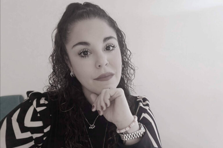 La memoria como refugio; Nerea Paixà debuta con Al final del camino, un homenaje a la vida heredada.