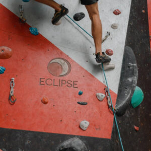 De deporte de nicho a hábito urbano; Europa se engancha a la escalada
