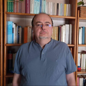 Francisco Fernández Ramos publica ´La política en 15 lecciones´, una introducción para entender la acción política y sus avatares desde un acercamiento histórico y filosófico.