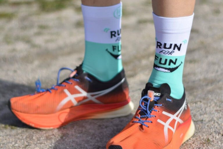 Calcetines running, el elemento técnico olvidado que marca la diferencia en carrera