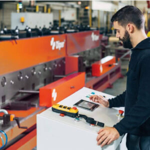 Diper Maquinaria impulsa la Industria 4.0 en líneas de perfilado con monitorización en tiempo real