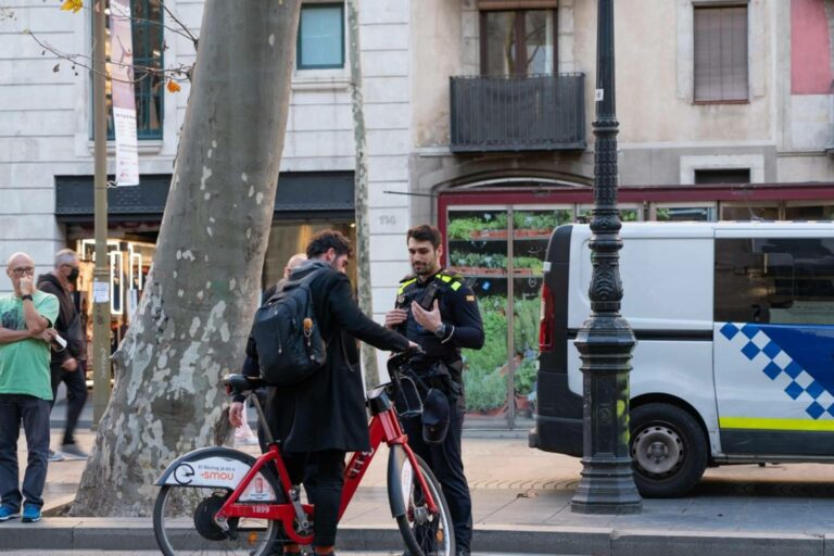 Cómo certificar el A2 de inglés para acceder a la Policía Nacional