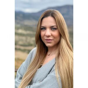 Laura Solé Barbará; escribir desde las cenizas
