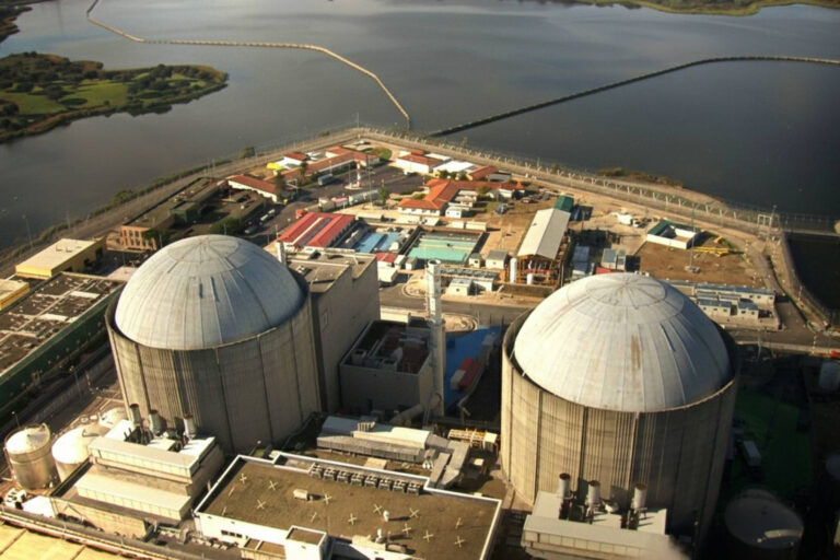 Central Nuclear de Almaraz, clave para la estabilidad eléctrica y el control del precio de la luz en España