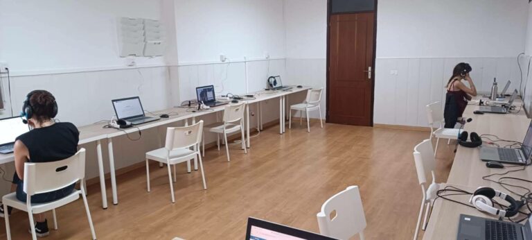 Academia de inglés Tenerife; la importancia de elegir un centro especializado en exámenes oficiales