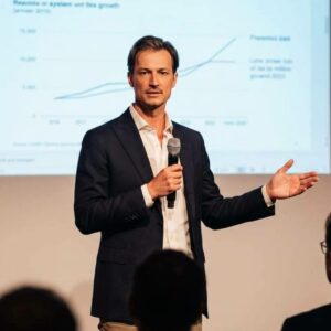 Emprendedor español crea plataforma con IA para aumentar visibilidad en terapeutas sin tácticas agresivas