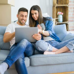 La Tienda HOME refuerza su catálogo online de sofás con modelos adaptados a distintos estilos de vida