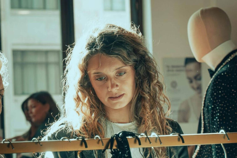 La primavera llega al Palacio de Santa Bárbara en Madrid con Atelier Secreto Showroom