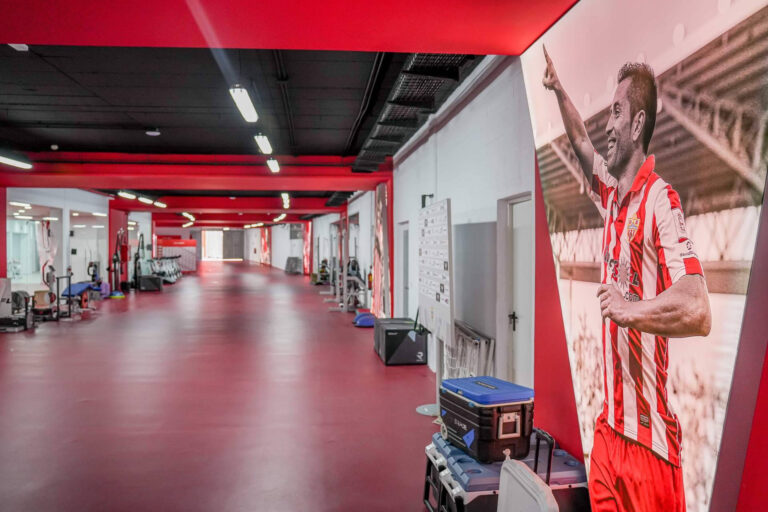 Accesos más seguros y trazables en el Power Horse Stadium; así es la solución de TESA ASSA ABLOY para la U.D. Almería